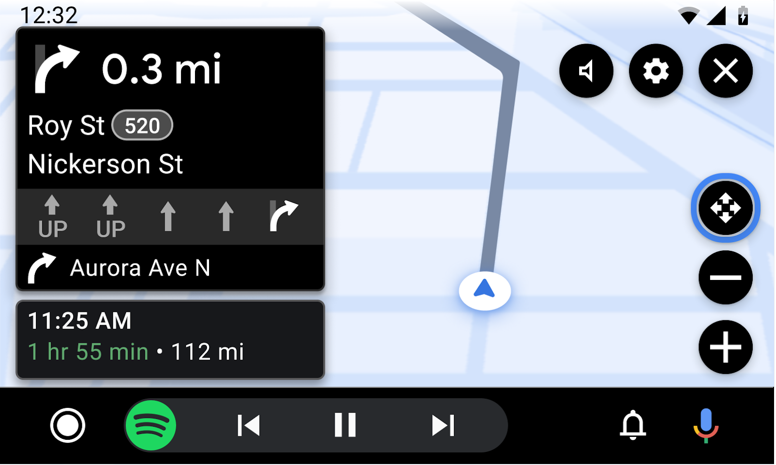 작업 스트립 버튼 3개가 포함된 Android Auto 탐색 템플릿