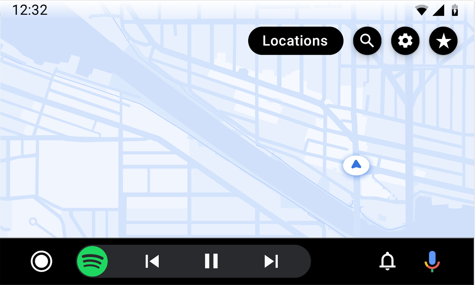 4 işlem şeridi düğmesi içeren Android Auto Harita şablonu