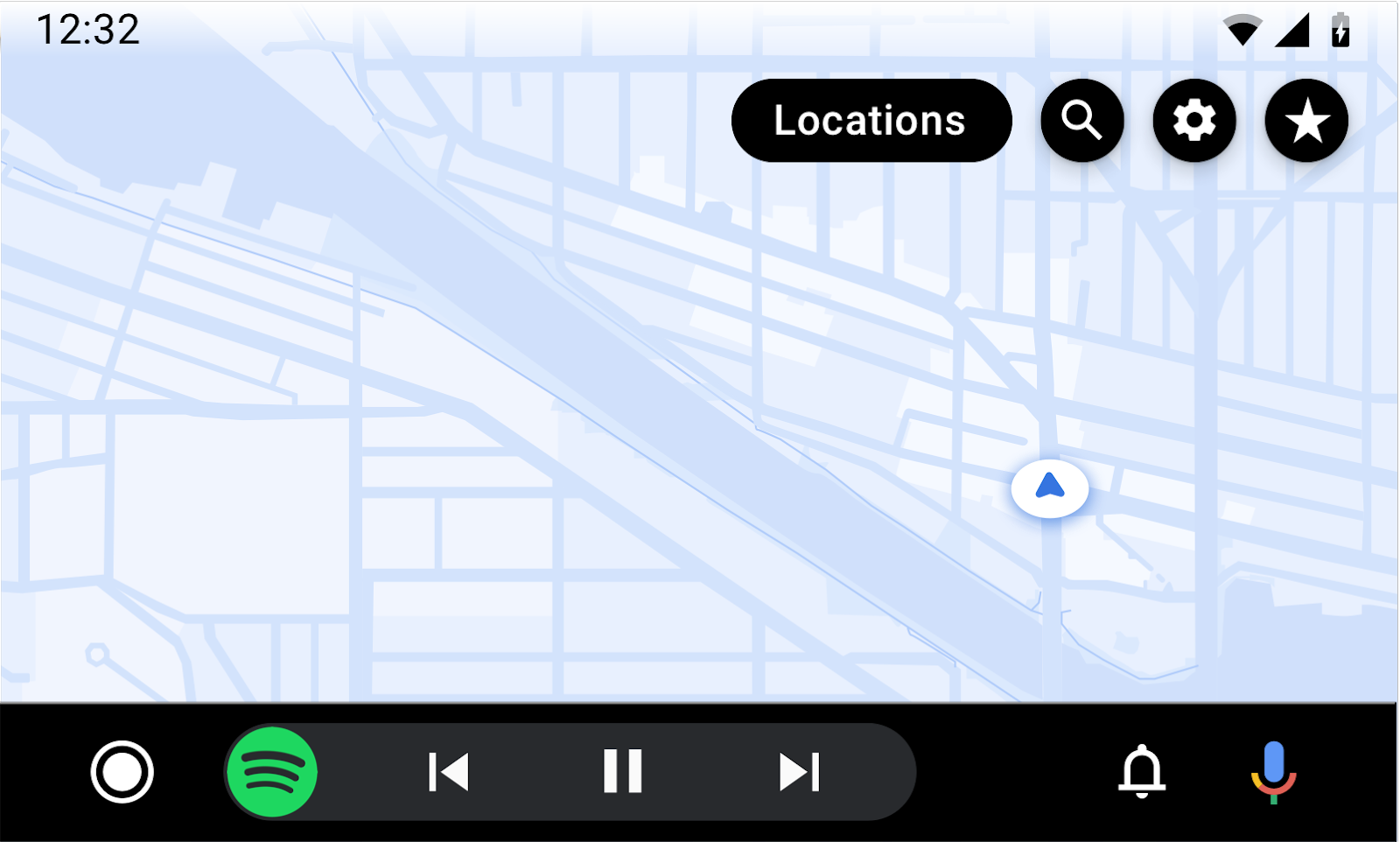 包含 4 个操作栏按钮的 Android Auto Map 模板