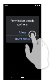 用户点按手机上的“允许”按钮