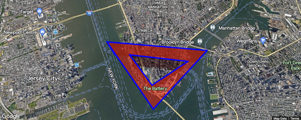 Poligon merah segitiga dengan lubang di tengah dan tepi biru di sekitar Lower Manhattan
