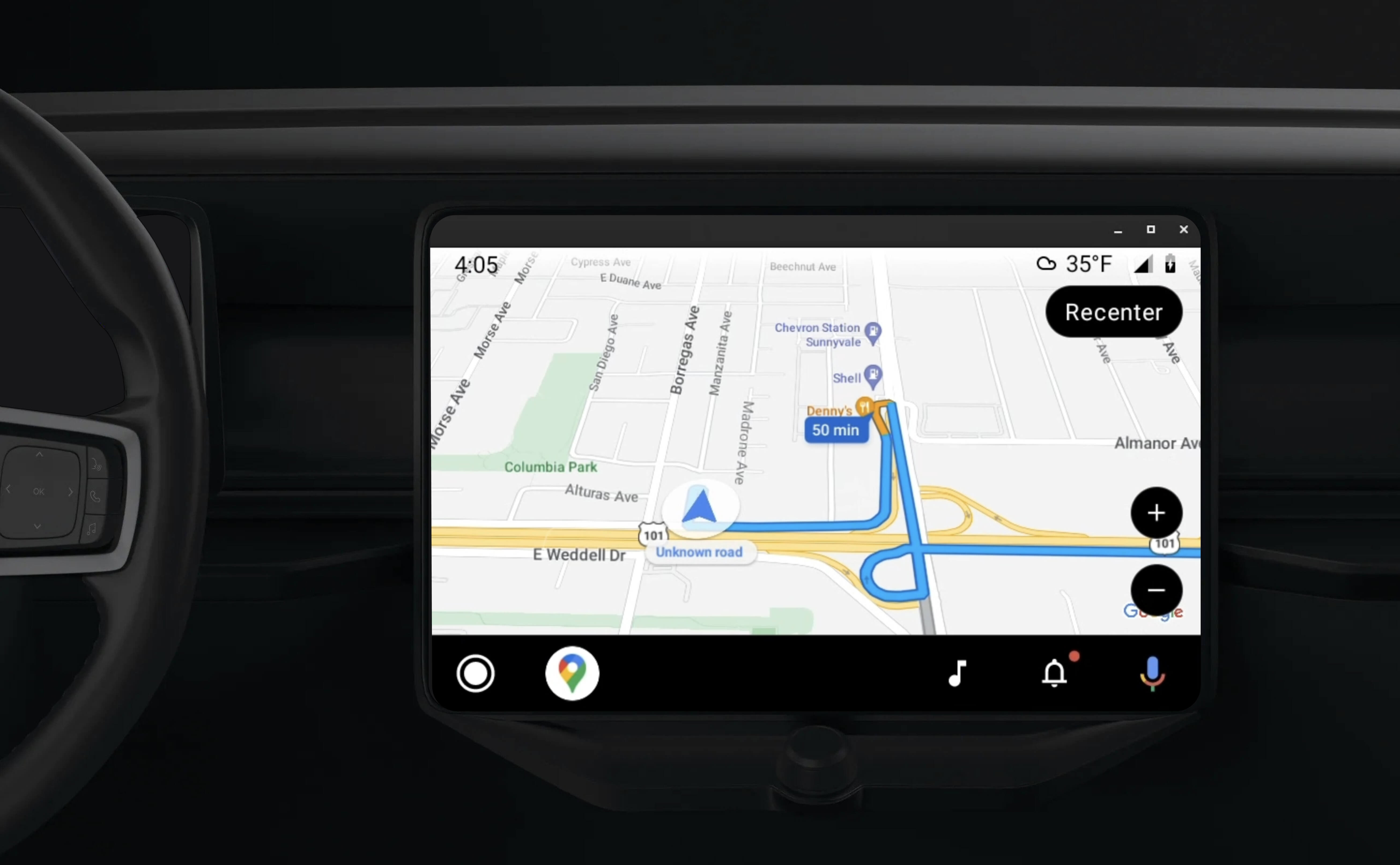 Una consola central integrada en el tablero que muestra la navegación guiada con una app habilitada para Android Auto