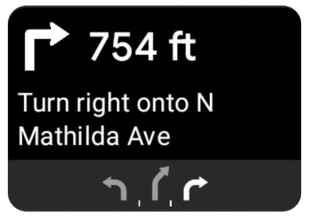 用于 Android Auto 指导的转向卡片。