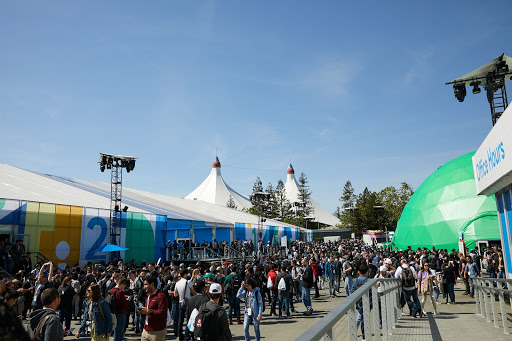 Una gran multitud en Google I/O