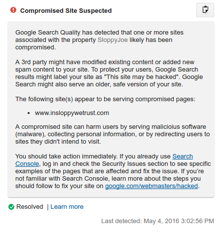 Ejemplo de una alerta de Google Analytics a causa de un sitio web pirateado